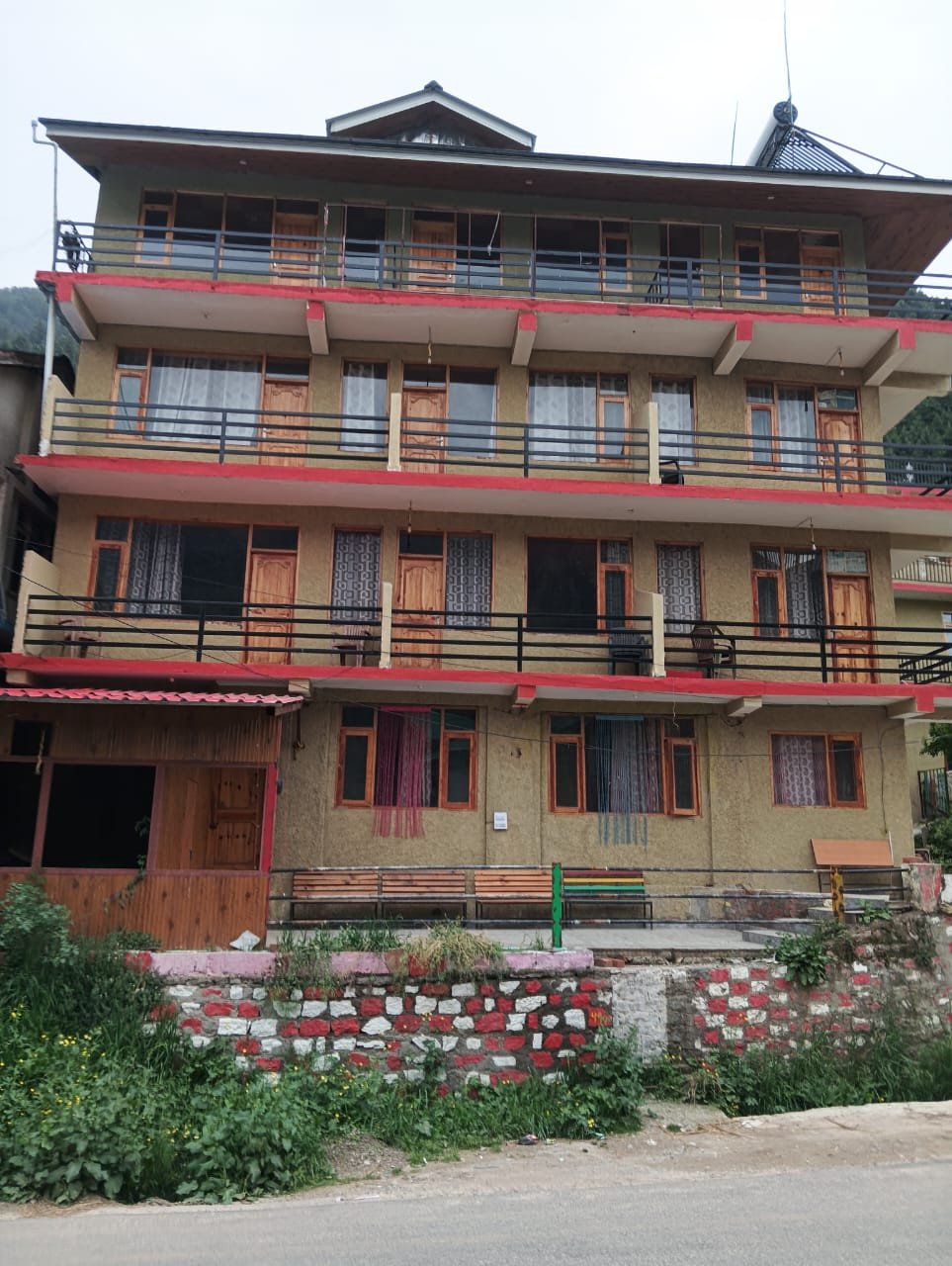 Pre-booking Option Manali Hotel